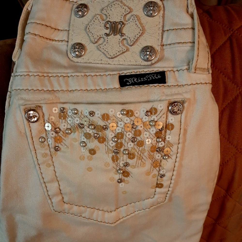 White Jeans